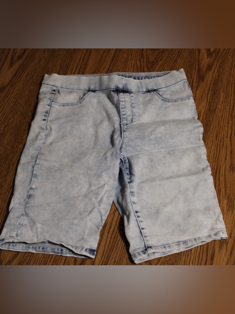 Light Wash Girl’s Denim-Style Shorts